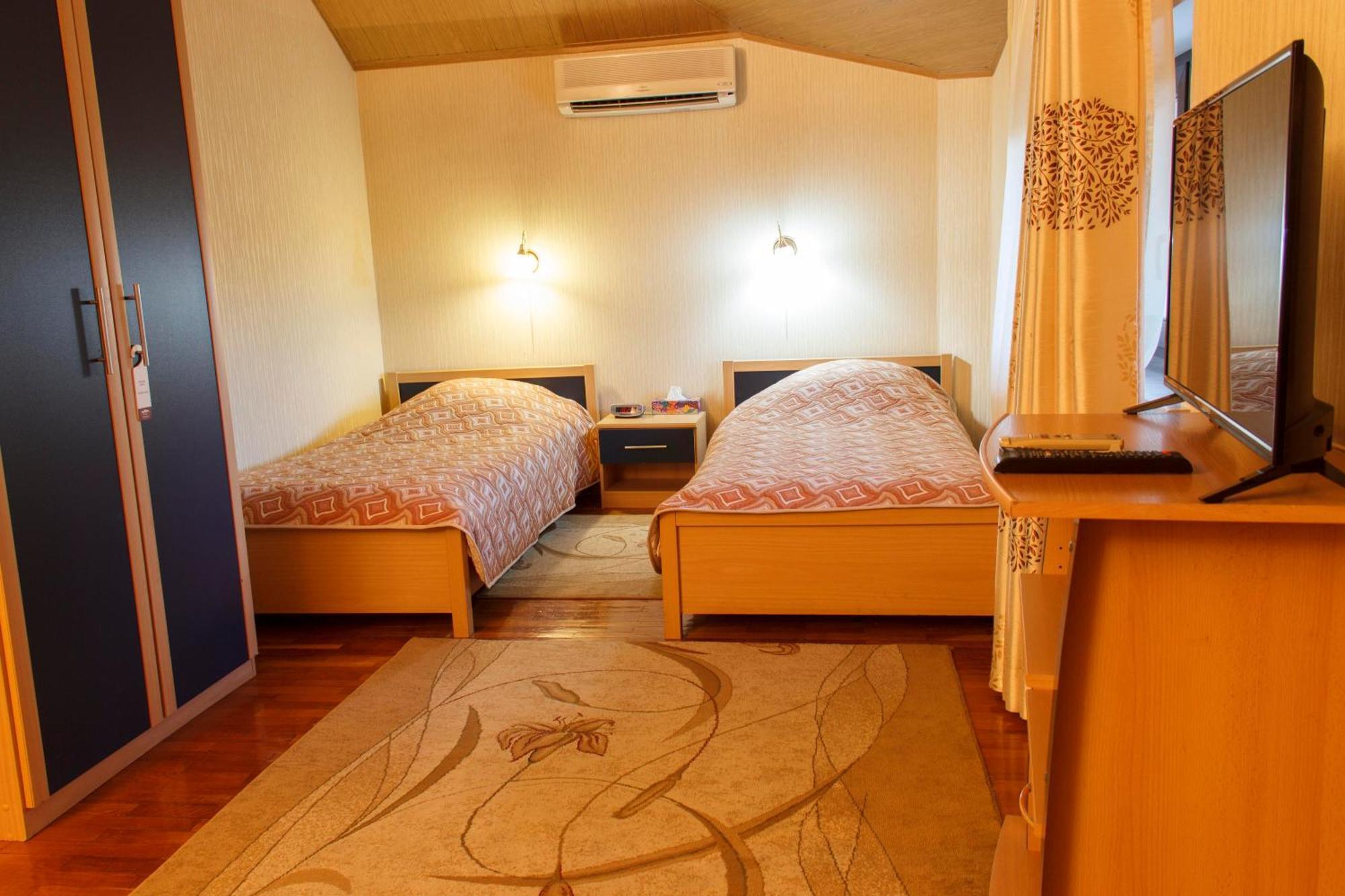 Starye Bendery Hotel Exterior foto